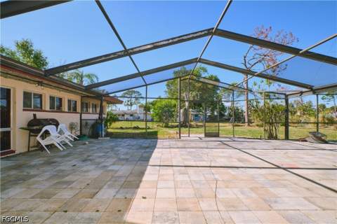 3731 Liberty Sq, Fort Myers FL - photo 21 of 24