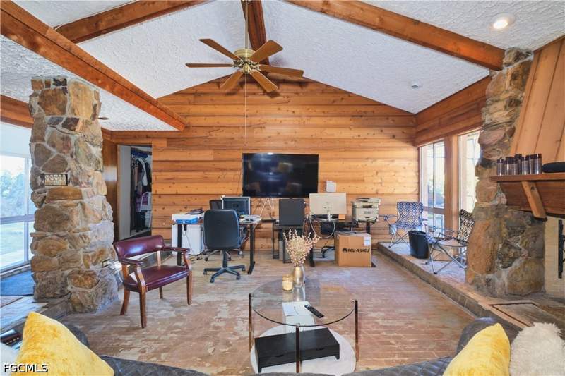 4 bedroom SingleFamilyResidence at 3731 Liberty Sq, Heritage Farms, Fort Myers — photo 4