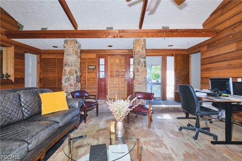 4 bedroom SingleFamilyResidence at 3731 Liberty Sq, Heritage Farms, Fort Myers — photo 5
