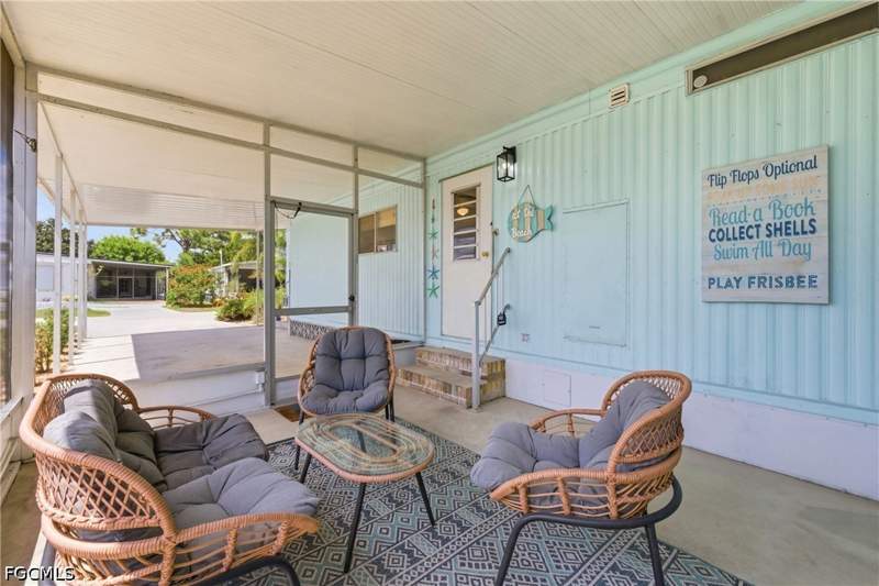 2 bedroom ManufacturedHome at 726 Knotty Pine Cir, Forest Park Mobile Home, North Fort Myers — photo 5