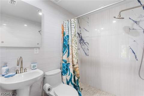 240 Southwinds Dr, Sanibel FL - photo 23 of 34