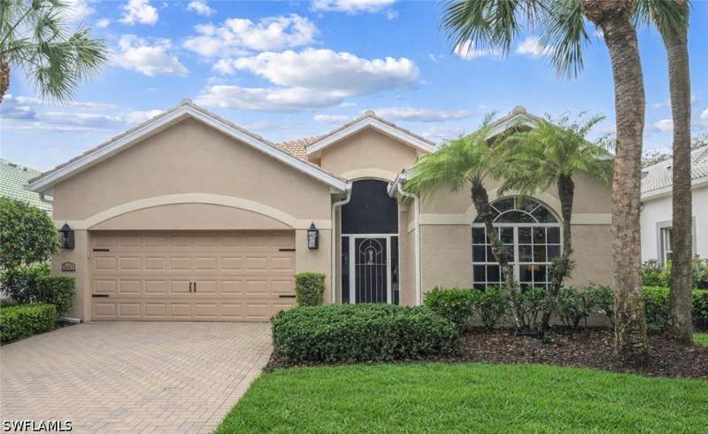 3 bedroom SingleFamilyResidence at 3603 Grand Cypress Dr, Bradford Lakes, Naples — photo 2
