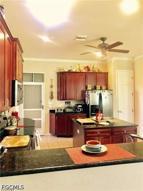 2124 Skyline Blvd, Cape Coral FL - photo 6 of 8