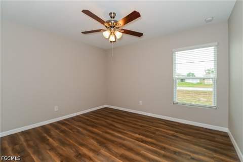 719 SW 13th Ter, Cape Coral FL - photo 10 of 15