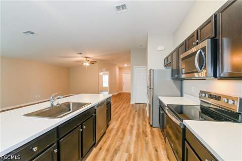 719 SW 13th Ter, Cape Coral FL - photo 6 of 15