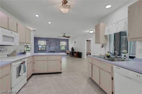 760 1st St NW, Naples FL - photo 16 of 47
