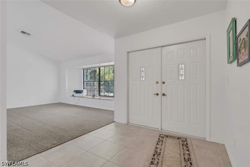 3 bedroom SingleFamilyResidence at 760 1st St NW, Golden Gate Estates, Naples — photo 4