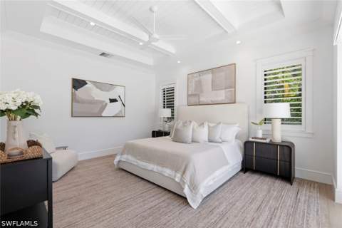1064 13th St N, Naples FL - photo 10 of 46