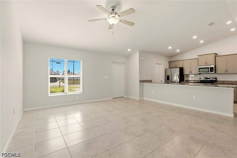 4 bedroom SingleFamilyResidence at 3600 NE 20th Pl, Cape Coral, Cape Coral — photo 4