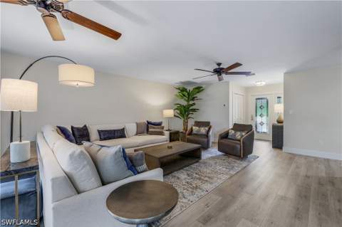 1390 Chesapeake Ave 1390, Naples FL - photo 12 of 50