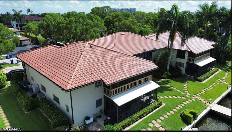 3 bedroom Condominium at 1390 Chesapeake Ave 1390, Oyster Bay, Naples — photo 3