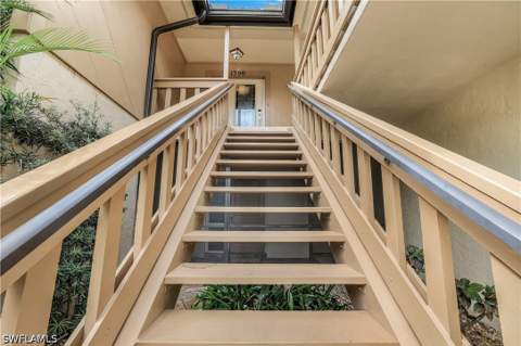 1390 Chesapeake Ave 1390, Naples FL - photo 8 of 50