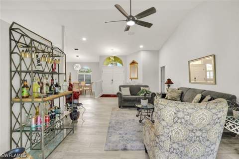 9820 Alhambra Ln, Bonita Springs FL - photo 7 of 20