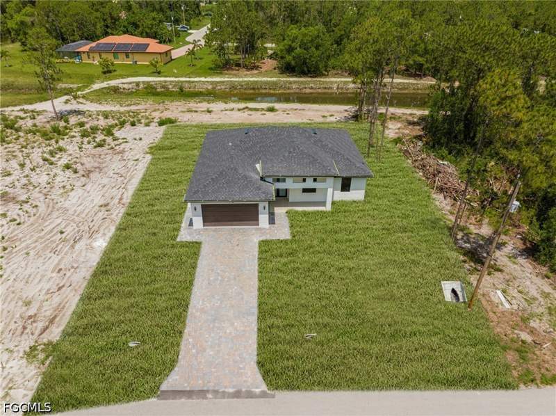4 bedroom SingleFamilyResidence at 718 Bennington Dr, Lehigh Acres, Lehigh Acres — photo 3