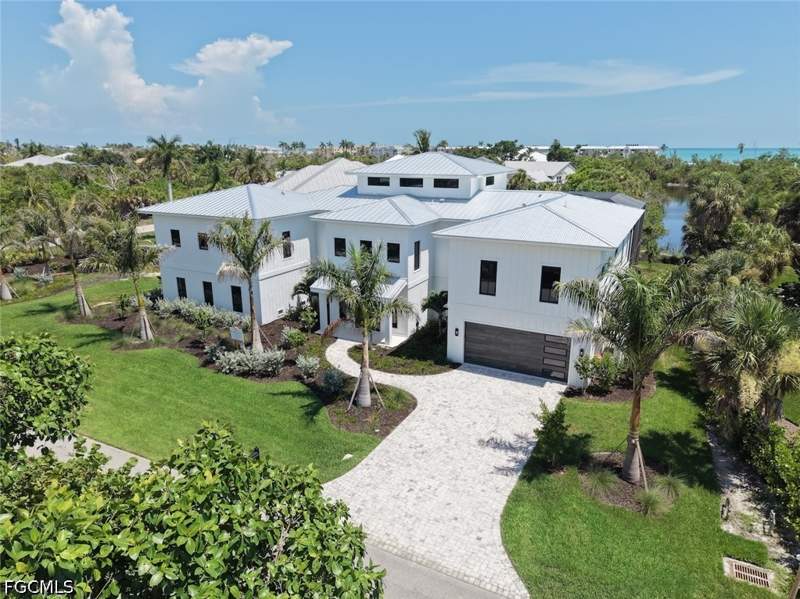 4 bedroom SingleFamilyResidence at 3324 Saint Kilda RD, BRIGHTWATER, Sanibel — photo 1