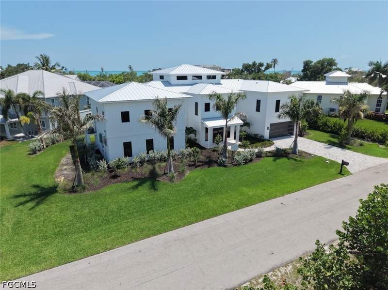 4 bedroom SingleFamilyResidence at 3324 Saint Kilda RD, BRIGHTWATER, Sanibel — photo 2