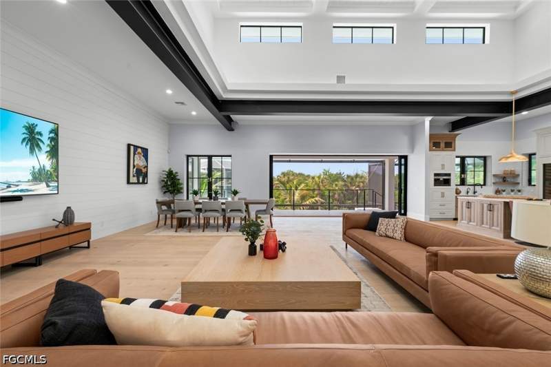 4 bedroom SingleFamilyResidence at 3324 Saint Kilda RD, BRIGHTWATER, Sanibel — photo 4