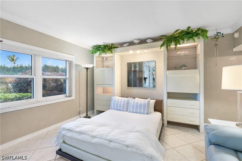 bedroom Condominium at 240 Seaview Ct 105, Sunset House, Marco Island — photo 3