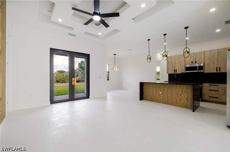 3 bedroom SingleFamilyResidence at 134 Carey Ave S, Lehigh Acres, Lehigh Acres — photo 4