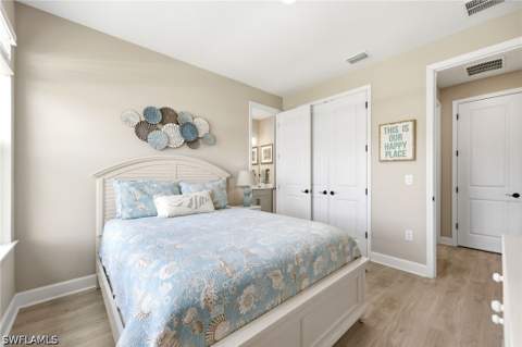 2094 Grove Dr, Naples FL - photo 16 of 40