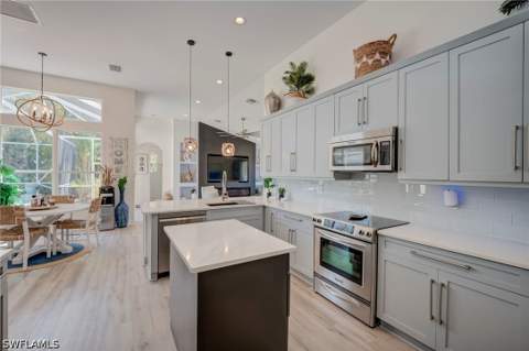 2112 Amargo Way, Naples FL - photo 16 of 49