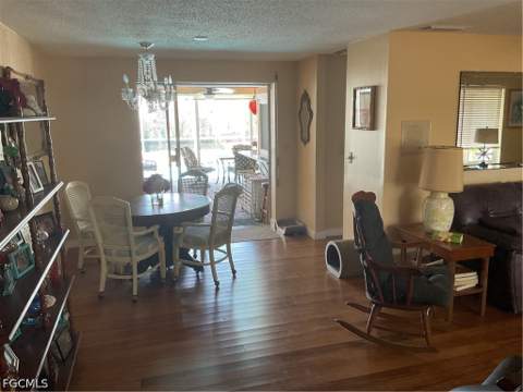 4617 Forest glen Dr, North Fort Myers FL - photo 21 of 27