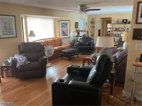 4617 Forest glen Dr, North Fort Myers FL - photo 22 of 27