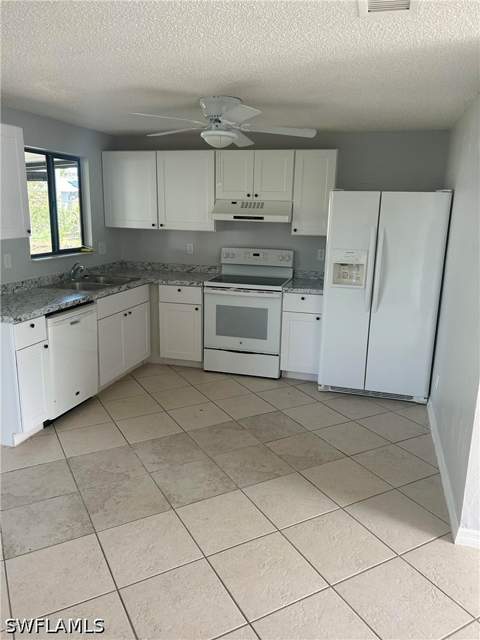 17413 Lee Rd, Fort Myers FL - photo 10 of 23