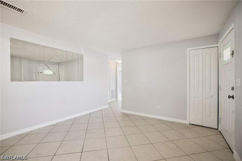 2 bedroom SingleFamilyResidence at 17413 Lee Rd, San Carlos Park, Fort Myers — photo 4