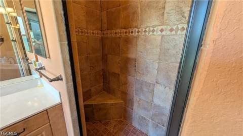 15359 Yellow Wood Dr, Alva FL - photo 15 of 25