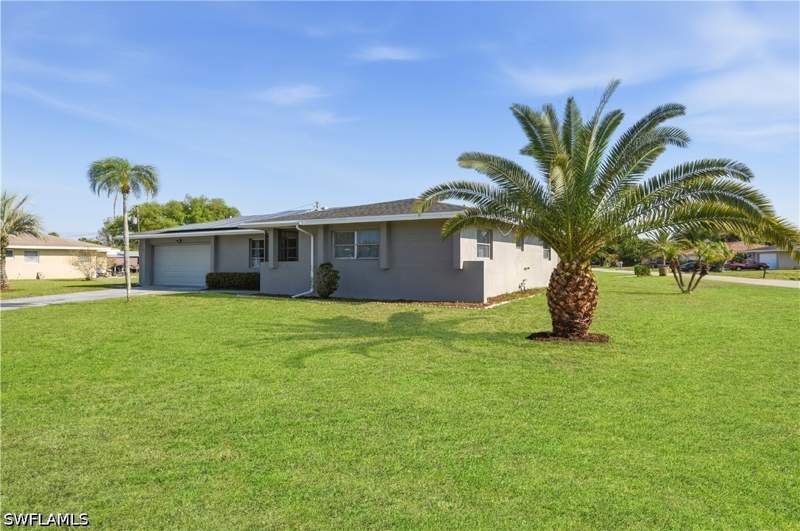 2 bedroom SingleFamilyResidence at 1405 Archer St, Country Club Estates, Lehigh Acres — photo 2