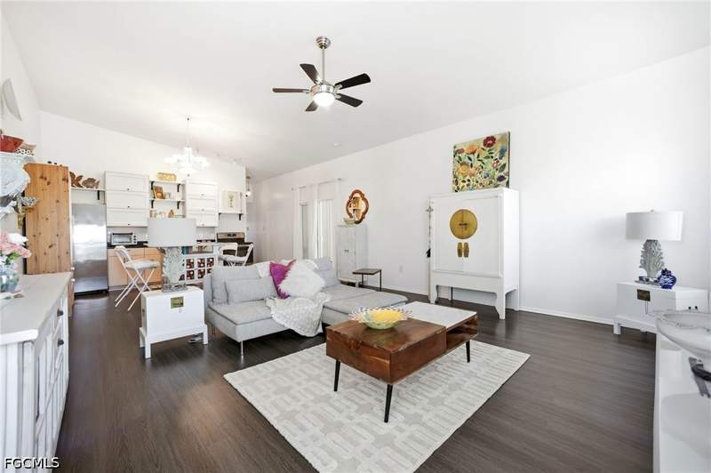 2 bedroom SingleFamilyResidence at 16857 Windcrest Dr, Cottage Point Unrec, Fort Myers — photo 5