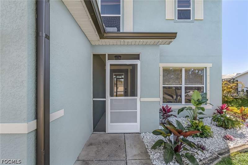 3 bedroom SingleFamilyResidence at 1422 NE 9th Ter, Cape Coral, Cape Coral — photo 4