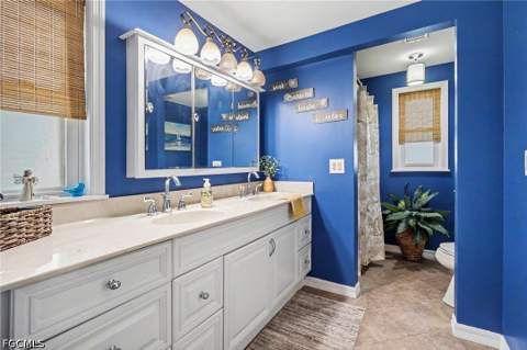 11111 Bayside Ln, Fort Myers Beach FL - photo 17 of 35