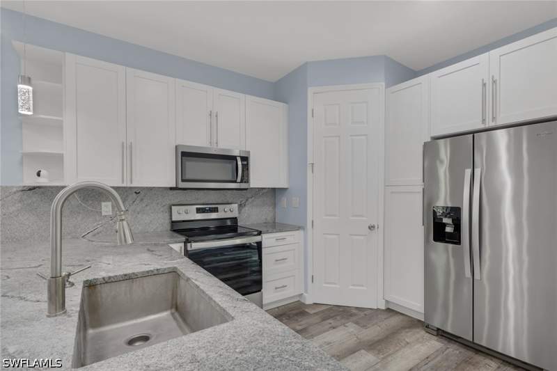 4 bedroom SingleFamilyResidence at 2977 4th Ave SE, Golden Gate Estates, Naples — photo 5