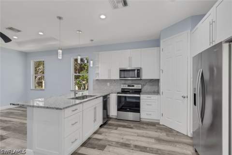 2977 4th Ave SE, Naples FL - photo 6 of 21