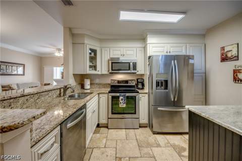 15370 Bellamar Cir 3411, Fort Myers FL - photo 12 of 50