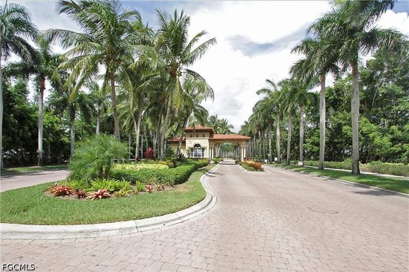 2 bedroom Condominium at 2738 Tiburon Blvd E B403, Ventanas At Tiburon, Naples — photo 2