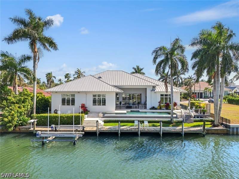 4 bedroom SingleFamilyResidence at 1467 Marlin Dr, Royal Harbor, Naples — photo 2
