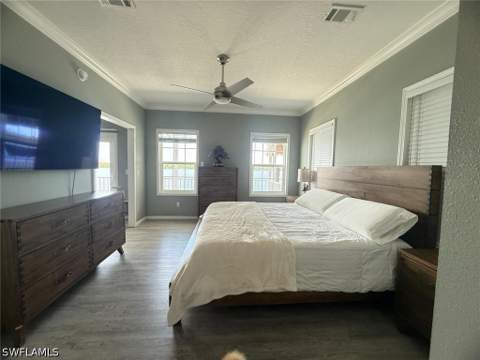 4835 E Riverside Dr, Fort Myers FL - photo 12 of 31