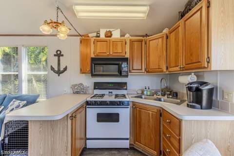 25 & 26 Plantation Dr, Everglades City FL - photo 14 of 30