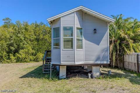 25 & 26 Plantation Dr, Everglades City FL - photo 8 of 30