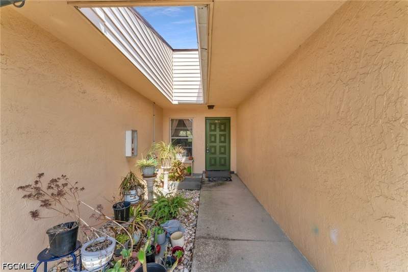 2 bedroom Condominium at 4641 Palm Tree Blvd 9, Palm Tree Condo, Cape Coral — photo 2