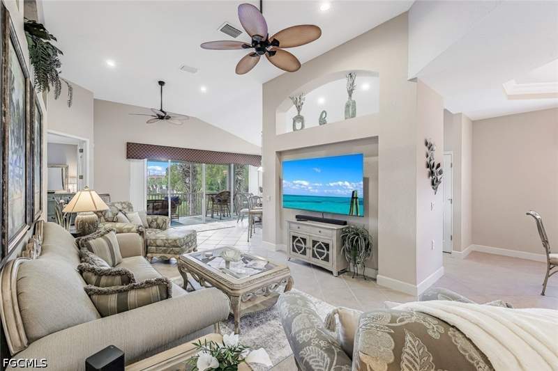 3 bedroom Condominium at 16580 Crownsbury Way 202, Oxford Pointe, Fort Myers — photo 2