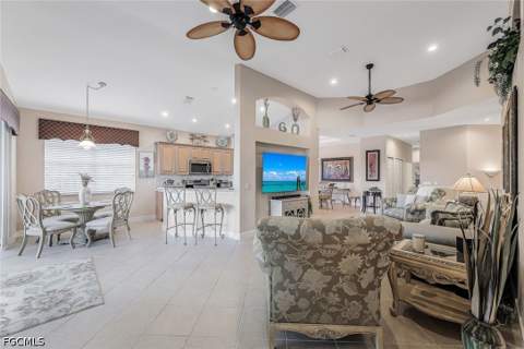 16580 Crownsbury Way 202, Fort Myers FL - photo 7 of 34
