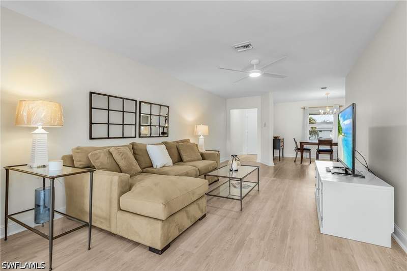 2 bedroom Condominium at 4126 Belair Ln C4, Park Place, Naples — photo 2