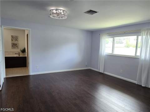 8512 Chatham St, Fort Myers FL - photo 16 of 32