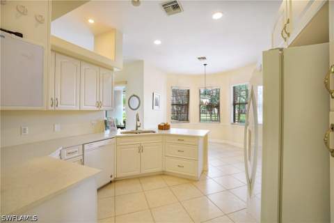 5235 Malvern Ct, Naples FL - photo 11 of 28