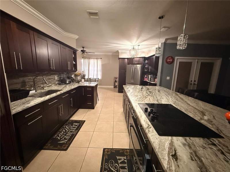 4 bedroom SingleFamilyResidence at 122 Grant Blvd, Lehigh Acres, Lehigh Acres — photo 3