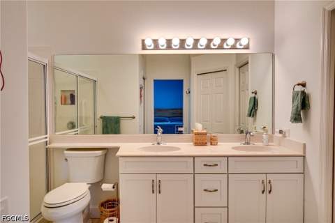 8786 E Bay Cir, Fort Myers FL - photo 24 of 33